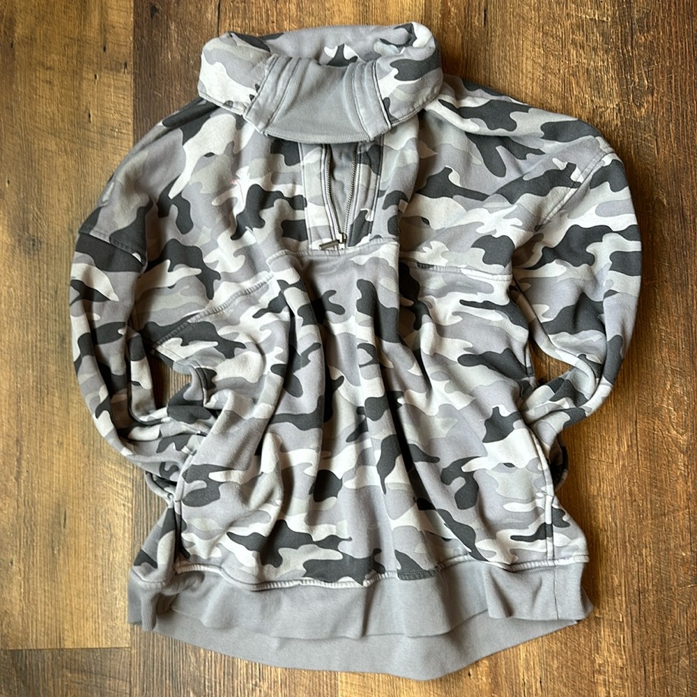 Camo Old Navy Pullover